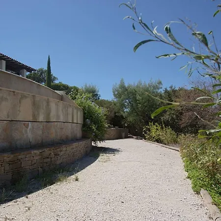 Giens Superbe Vue Mer A 180° Piscine Et Jacuzzi *